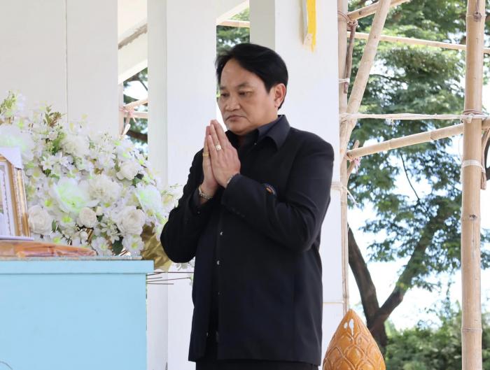 พิธีฌาปนกิจศพ คุณพ่อชั้น ชุ่มนคร