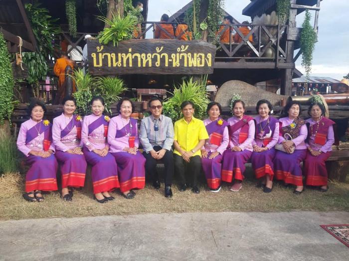 พิธีขึ้นบ้านใหม่ "บ้านท่าหว้า-น้ำพอง" และเฮือนโบราณวิถีไทบ้านขอนแก่นที่ชาวบ้านทั้ง ๒๖ อำเภอ 