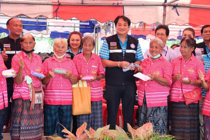 โครงการคัดกรองความผิดปกติของสายตาและแก้ไขปัญหาการมองเห็นไม่ชัดเจนในกลุ่มผู้สูงอายุประจำปีงบประมาณ ๒๕๖๖ 