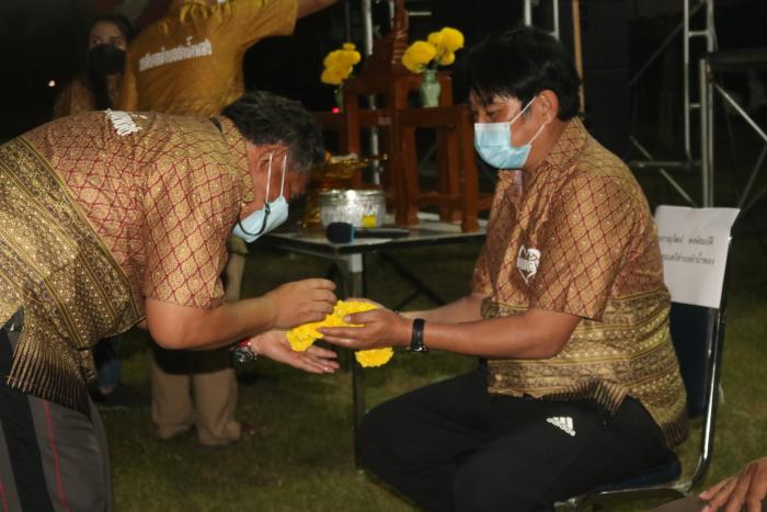 พิธีรดน้ำขอพรเนื่องในเทศกาลสงกรานต์ ประจำปี พ.ศ. ๒๕๖๕