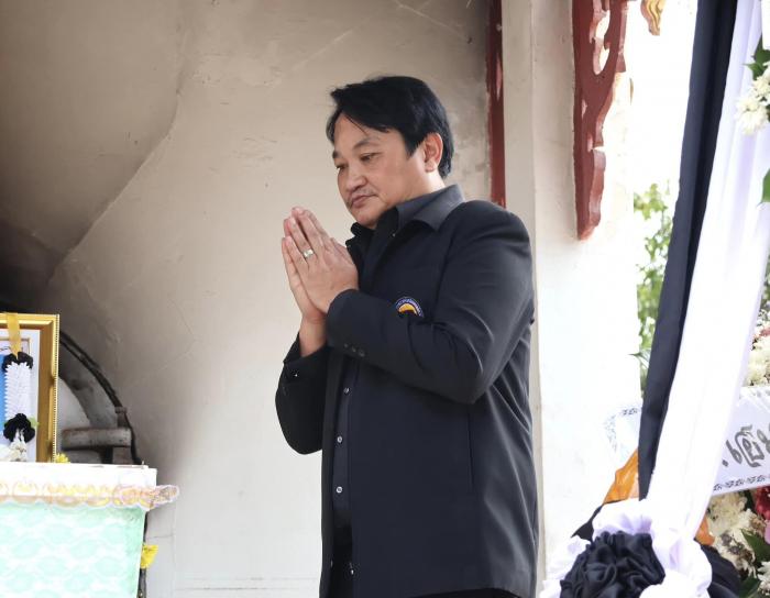 พิธีฌาปนกิจศพ คุณแม่ทองนาค กองสำลี