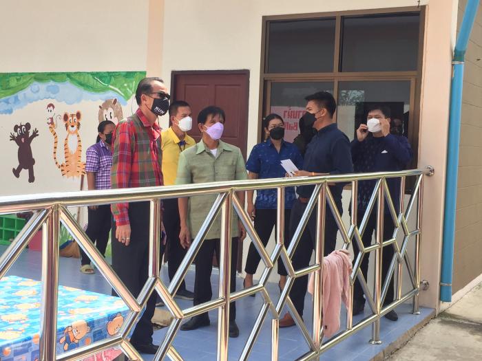 ลงพื้นที่สำรวจ เพื่อให้การสนับสนุนงบประมาณปรับปรุงภูมิทัศน์ศูนย์พัฒนาเด็กเล็กบ้านห้วยเสือเต้น