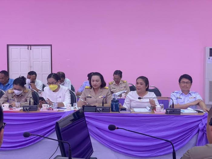 ประชุมหัวหน้าส่วนราชการอำเภอน้ำพอง 